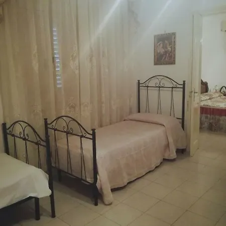 Casa Vacanza Vicina Al Mare, Centro E Negozi 7 Posti 포르토 세자레오